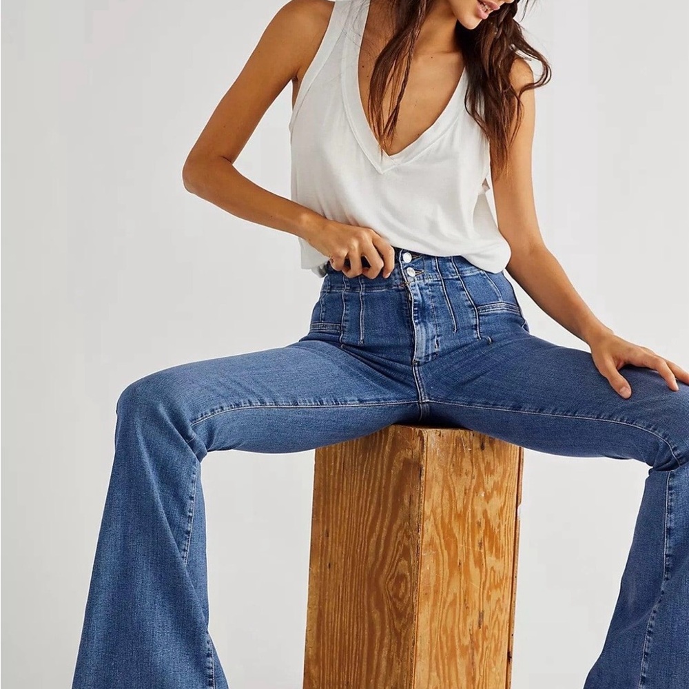High-Rise Blue Women's Flare Jeans